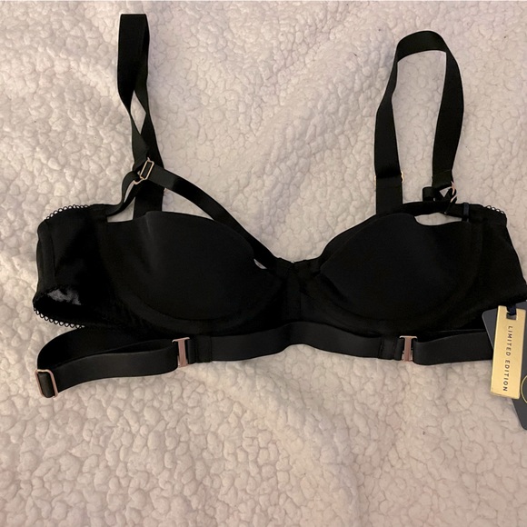 Fox&Royal Black Strappy Demi Bra Size 34 C/D - Picture 1 of 5